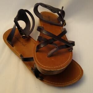 American Eagle by Payless Strappy Sandals   Summer Ankle Strap Buckle Size 8.5